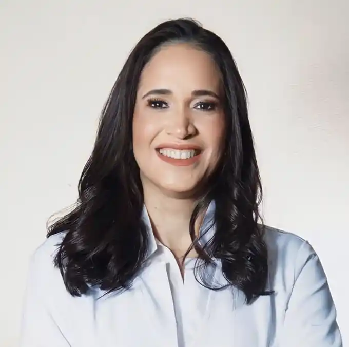 vitta_site_2024_oncologistas_dra_thatiane_silva_02